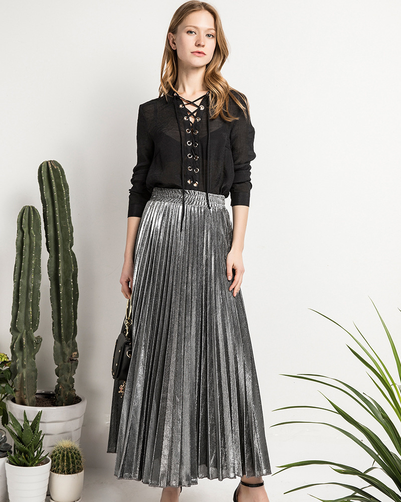 Gold skirt pleated 8