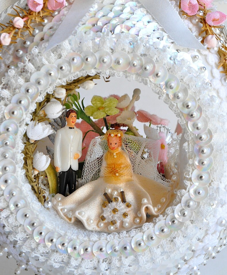 Handmade Sequin Pushpin Diorama Wedding Cake Topper Ring Maid Pearls Flowers VTG Item image 6