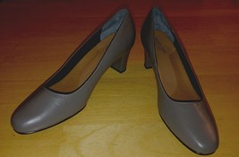 MARK LEMP LADIES H41088 GRAY LEATHER CLASSIC PUMPS-12M-TRIED ON/NOT WORN... - £13.22 GBP
