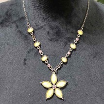 Womens Mother of Pearl &amp; Crystal Flower Pendant Necklace Yellow Pink - £19.57 GBP