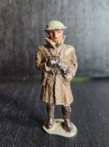 EIRE VINTAGE TOY SOLDIER 54mm BRITISH OFFICER IN GREAT COAT W/BINOCULAR ... - $7.85