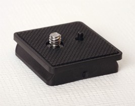 Quick Release Plate for the Vanguard MARS 1 Compact tripod Mars1 - £14.10 GBP