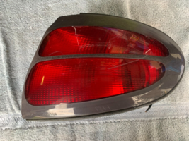 00 01 02 03 04 05 Ford Taurus Right/Passenger Taillight Sw Quarter Panel Mounted - £34.59 GBP