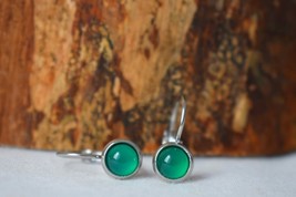 Green agate earrings, Minimalist earrings, Silver, Small dangle earrings, 6mm, M - £23.10 GBP