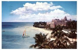 Waikiki Beach &amp; the Royal Hawaiian Hotel Postcard 1957 - £5.48 GBP