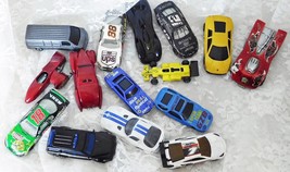 Lot of 15 Die Cast Matchbox Cars - 2 1/2&quot; to 3&quot; - £9.77 GBP