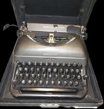 Vintage Remington Rand De Luxe Manual Typewriter w/ Carrying Case Works ... - €130,12 EUR