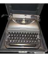 Vintage Remington Rand De Luxe Manual Typewriter w/ Carrying Case Works ... - $2,792.83 MXN