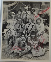 MAMA&#39;S FAMILY CAST Signed Autographed Photo X9 - Vicki Lawrence, Carol Burnett + - $1,159.00