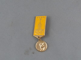 Vintage Summer Olympic Games Pin - Moscow 1980 Boxing Event - Medallion Pin  - £11.99 GBP