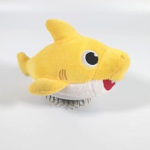 Pinkfong Baby Shark Plush Hair Comb Detangler Toy Child Soft Clean Yellow - £6.15 GBP