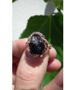 Black tourmaline ring / Electroformed copper - €38,57 EUR