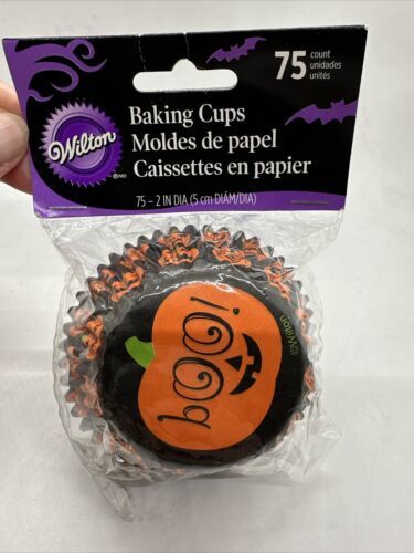 Wilton Halloween Standard Baking Cupcake Cups 75 Ct. Skulls &amp; Pumpkins B... - $4.25