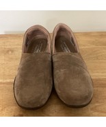 Skechers Womens Relaxed Fit Memory Foam Brown Slip On Comfort Shoes 7M 1... - $38.29 CAD