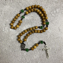 Green Gemstone Catholic Rosary, Paracord Rosary, Wood Bead rosary - £23.90 GBP