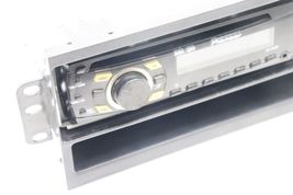 PIONEER DEH1300MP CD RECEIVER PLAYER & FACEPLATE E1938 image 2