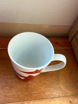 Starbucks White w Red Bird Chasing Scarf on Fox Ceramic Coffee Cup Mug  ... - £8.92 GBP