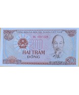1987 Cong Hoa Xa Hoi Chu Nghia Vietnam 200 Hai Tran Dong Banknote, UNC - $0.45