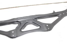 10-13 LEXUS IS250C CENTER FLOOR BRACE SUPPORT BRACKET Q5302 image 4