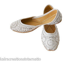 Women Shoes Indian Handmade Jutties Leather White Flat Mojari US 12  - £35.95 GBP