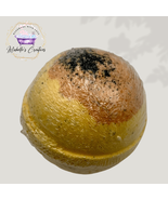 Pumpkin Spice Latte Bath Bomb - $158.42 MXN