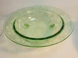 Green Uranium Cameo Ballerina 11&quot; Bowl Three Footed - $49.00