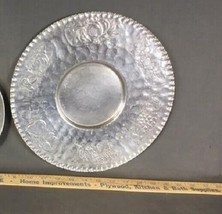 Vintage Cromwell Hammered Aluminum Fruit Plate 11 3/4&quot; - $4.94