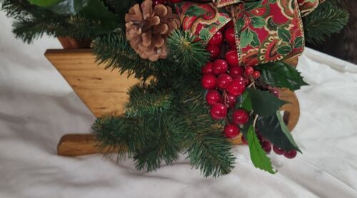 Wood Sleigh Holiday Christmas Centerpiece Decoration Holly Cardinal Pretty Item image 4