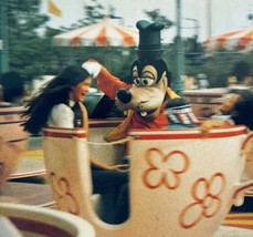1980 Walt Disney World Postcard Goofy Mad Tea Party Ride Vintage E86RP2 - $24.99