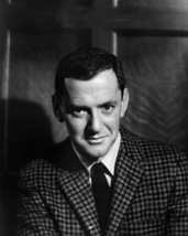 Tony Randall in Pillow Talk portrait in checkered jacket 16x20 Canvas Giclee - $69.99