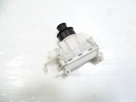 Mercedes W126 300SEL lock actuator, door vacuum element, right front - $19.99