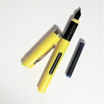 Lot of 3 Sheaffer Viewpoint Calligraphy Fountain Pen Medium Nib Black Bl... - $27.36 CAD