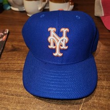 NEW no tags New Era NY Mets fitted hat cap, size 7 - £11.60 GBP