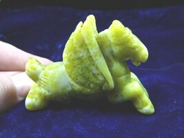 Y-PEG-RU-713) yellow white PEGASUS flying wings horse Figurine carving g... - $329.75 MXN