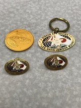 Vintage 1992 Nasa Space Shuttle Discovery STS-47 Lot Pins Coin Key Ring KG - £7.64 GBP