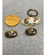 Vintage 1992 Nasa Space Shuttle Discovery STS-47 Lot Pins Coin Key Ring KG - €8,45 EUR
