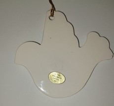 Vintage 1982 Hallmark Cards Dove Bird Porcelain Ceramic Christmas Ornament - £10.27 GBP