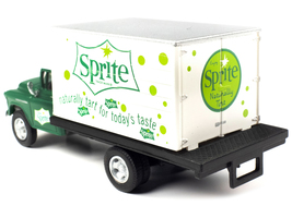 1957 Chevrolet Refrigerated Box Truck Green with White Top &quot;Sprite&quot; 1/87 (HO) Sc - £28.48 GBP