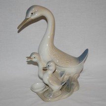 M. Requena Porcelanas Valencia Spain 10&quot; Duck with Ducklings Figurine  #... - $48.00
