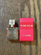 VOCE VIVA VALENTINO Women&#39;s Miniature Mini Splash Eau de Parfum .24 oz, ... - £15.59 GBP