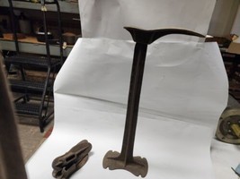 Antique Cobbler&#39;s Shoe Last/Lathe Improved A with 4 Top pieces Cast Iron - £39.53 GBP