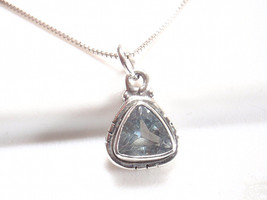 Very Tiny Faceted Blue Topaz with Rope Style Accents 925 Sterling Silver Pendant - £10.84 GBP