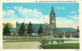 WB WY Postcard H391 Union Pacific Station Street Side Cheyenne Railroad Railway - £5.20 GBP