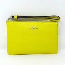 Coach Corner Zip Wristlet in Bright Yellow Leather 58032 New With Tags - £68.53 GBP