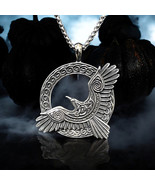 Viking Raven Pendant Necklace - Nordic Mythology Jewelry - €19,73 EUR