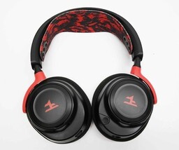 SteelSeries Arctis Nova 7 FaZe Clan Edition Multi-Platform Headset image 4