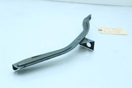 00-05 TOYOTA CELICA GT AUTOMATIC Coolant Reservoir Bracket F2091 image 3