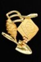 AJC Co. Gold - Plated Gardener Seeds Pin Brooch - $10.54