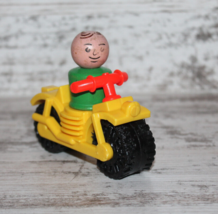 FPT458 Fisher Price Little People Yellow Motorcycle Figure Vintage 1980s... - £11.18 GBP