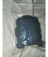 Silicone luggage airpod case black - $127.10 MXN